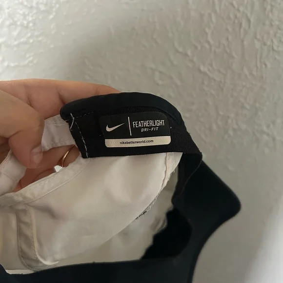 Nike Featherlight Adjustable Hat White - Picture 6 of 7